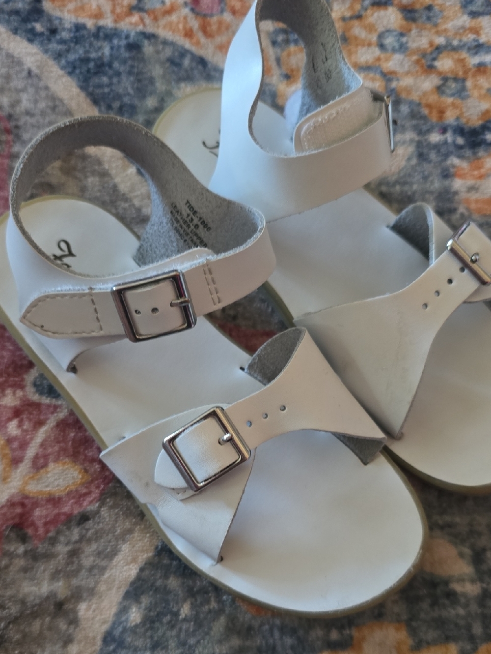 Footmates Kids White Buckle Strap Sandals girls 13